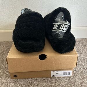 Black Ugg fluff yeah